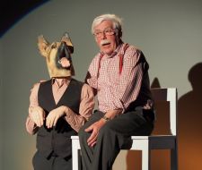 eine Aufführung in dem beliebten Kabarett-Theater "Die Herkuleskeule" in Dresden