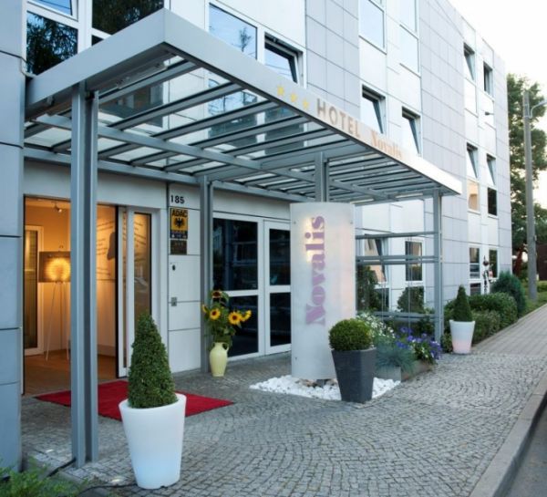 Hotel Novalis Bärnsdorfer Strasse Dresden Aussenansicht