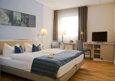 Hotelzimmer buchen im 3 Sterne Hotel Novalis Dresden zur Hengstparade in Moritzburg