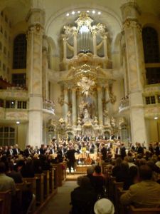 Konzerte in der Frauenkirche Dresden, beste Plätze im Kirchenschiff für Händel Der Messias
